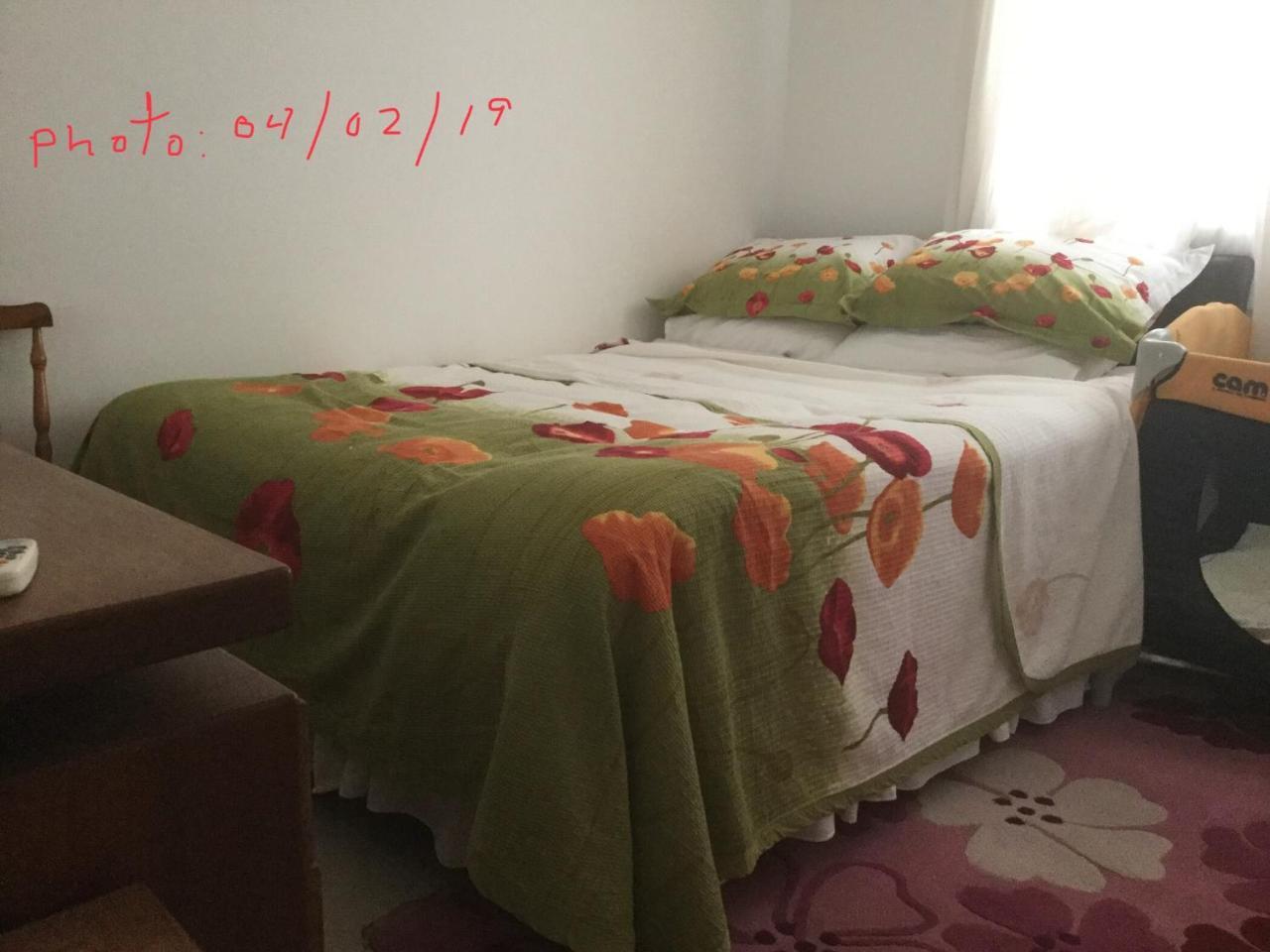 Aphrodite Beachfront Apartment Ghaziveran Екстериор снимка